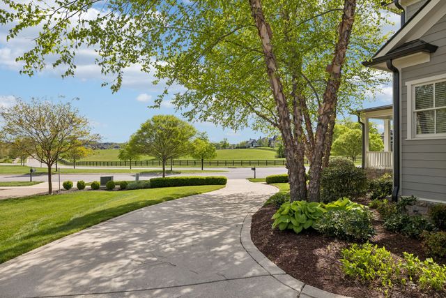 6033 Native Pony Trl, College Grove, TN 37046