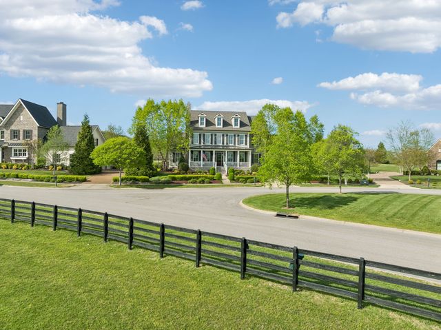 6033 Native Pony Trl, College Grove, TN 37046