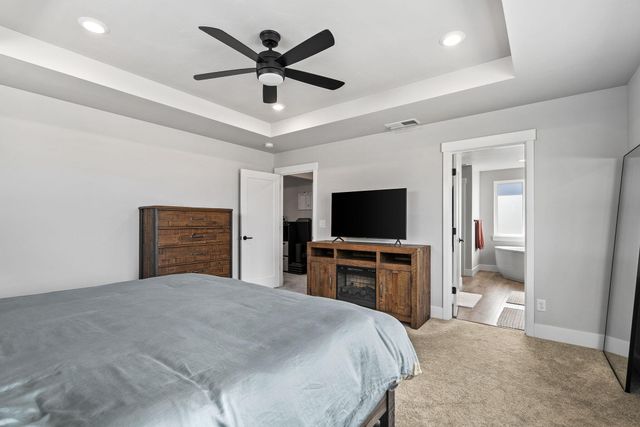 3010 NE Nipper Drive, Bend, OR 97701