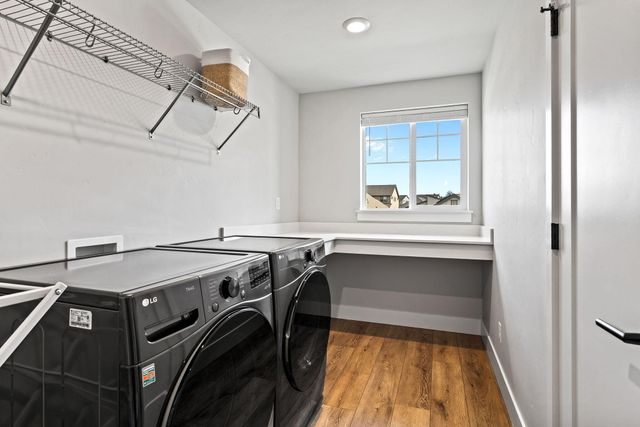 3010 NE Nipper Drive, Bend, OR 97701