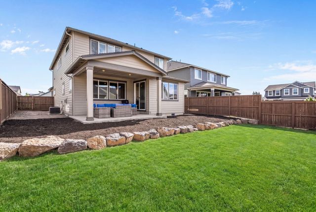 3010 NE Nipper Drive, Bend, OR 97701