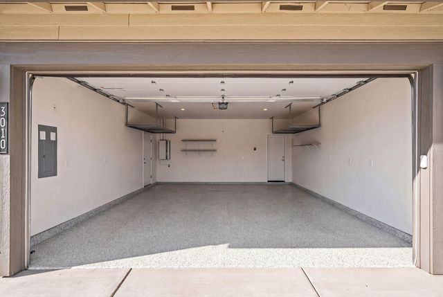 3010 NE Nipper Drive, Bend, OR 97701