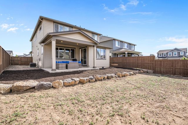 3010 NE Nipper Drive, Bend, OR 97701