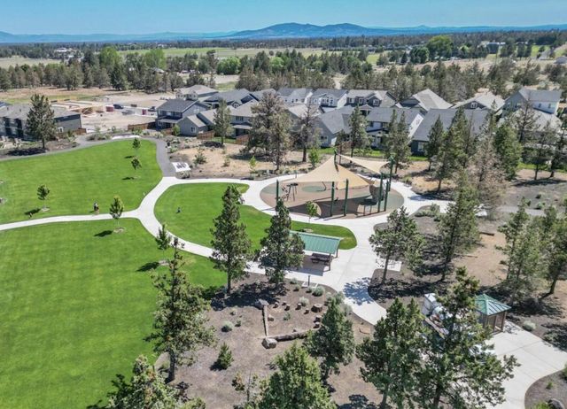 3010 NE Nipper Drive, Bend, OR 97701