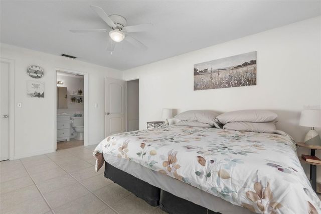 15 CLARK LANE, Palm Coast, FL 32137