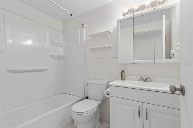 15 CLARK LANE, Palm Coast, FL 32137