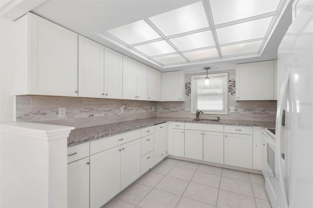 15 CLARK LANE, Palm Coast, FL 32137