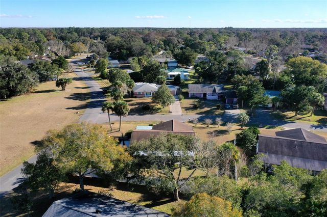 15 CLARK LANE, Palm Coast, FL 32137