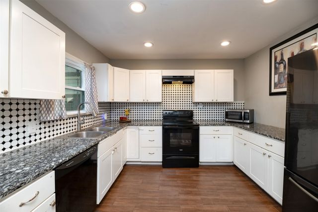 505 Bellevue Drive, Cleburne, TX 76033