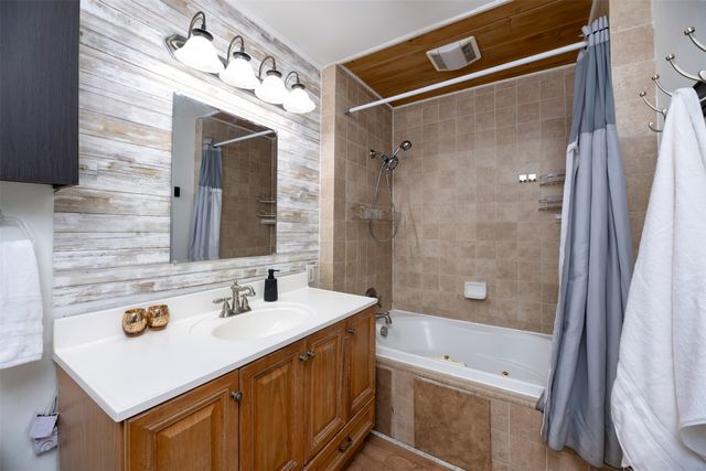 505 Bellevue Drive, Cleburne, TX 76033