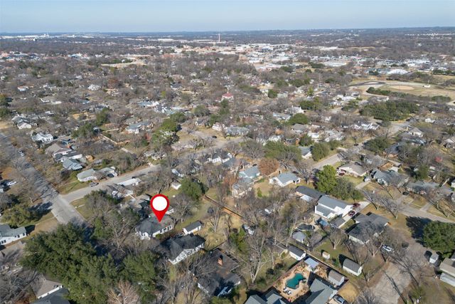 505 Bellevue Drive, Cleburne, TX 76033