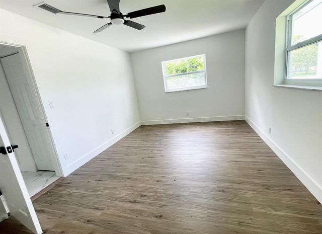 6606 NW 95th Avenue, Tamarac, FL 33321