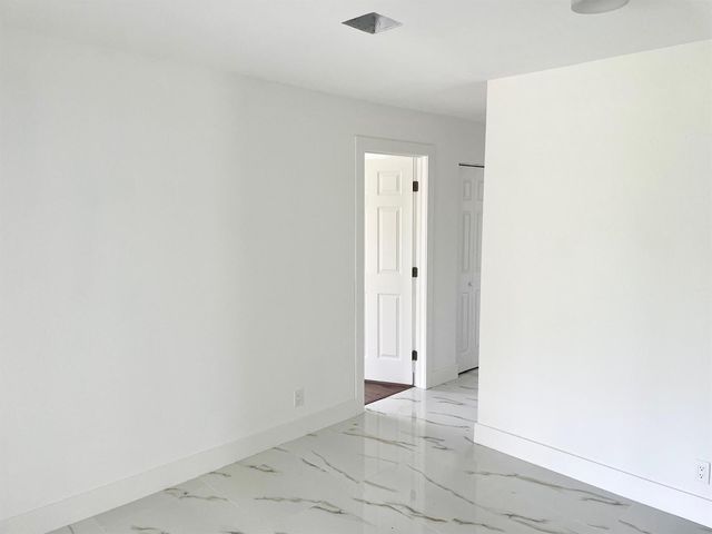 6606 NW 95th Avenue, Tamarac, FL 33321