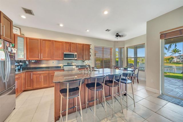 2831 SW 190th Ave, Miramar, FL 33029