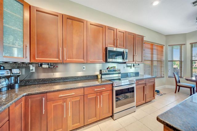 2831 SW 190th Ave, Miramar, FL 33029