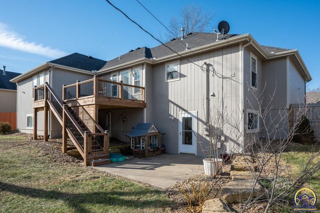 4334 SE Oakwood ST, Topeka, KS 66609