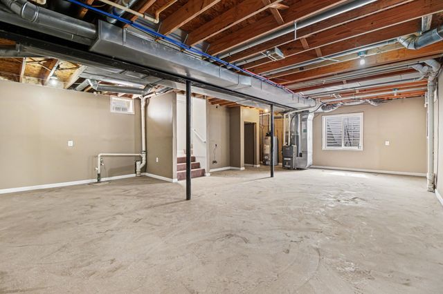 83 Midland Street, Highland Park, MI 48203