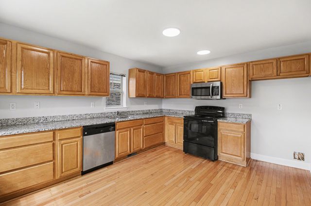 83 Midland Street, Highland Park, MI 48203