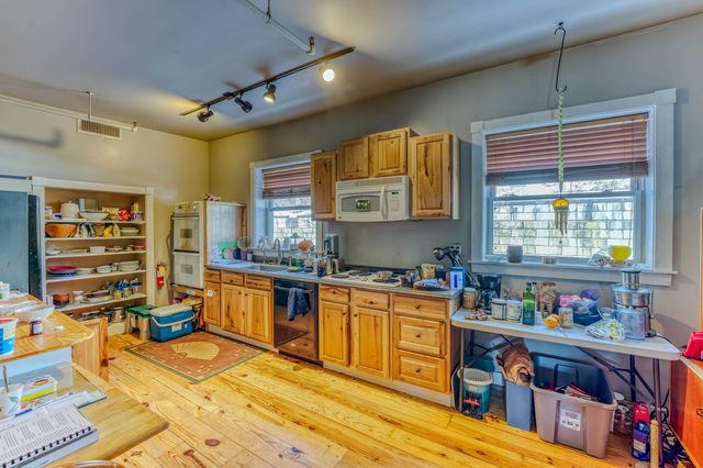 443 Railroad Street, St. Johnsbury, VT 05819