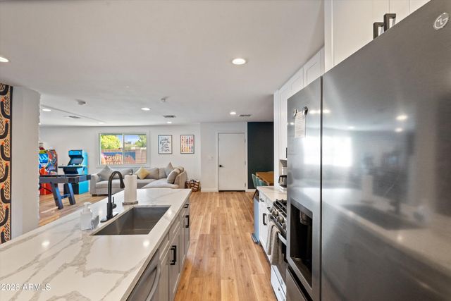 3727 E YALE Street, Phoenix, AZ 85008