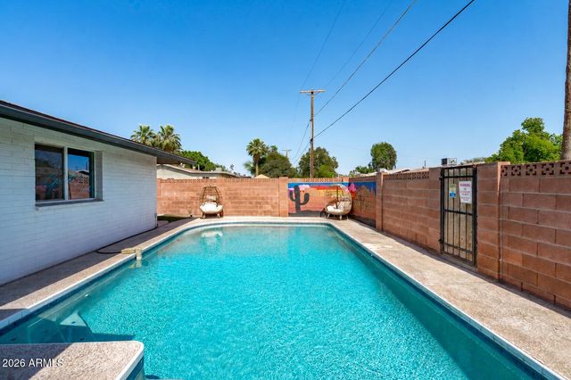 3727 E YALE Street, Phoenix, AZ 85008