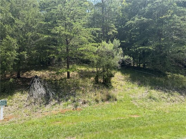821 Rocky Cove Lane, Denton, NC 27239