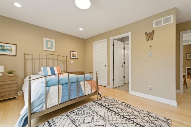 1419 Snead Avenue, Chesterton, IN 46304