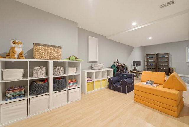 1419 Snead Avenue, Chesterton, IN 46304