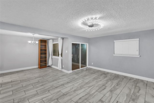 7044 S Dairy Ashford Road, Houston, TX 77072