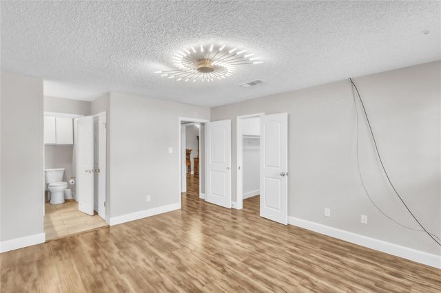 7044 S Dairy Ashford Road, Houston, TX 77072