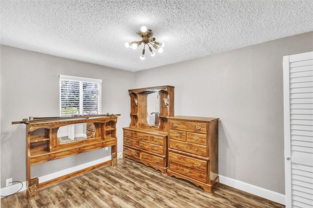 7044 S Dairy Ashford Road, Houston, TX 77072