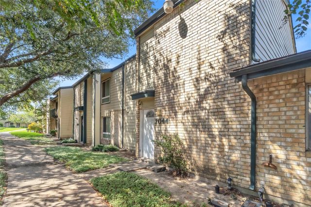 7044 S Dairy Ashford Road, Houston, TX 77072