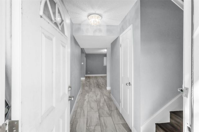 7044 S Dairy Ashford Road, Houston, TX 77072