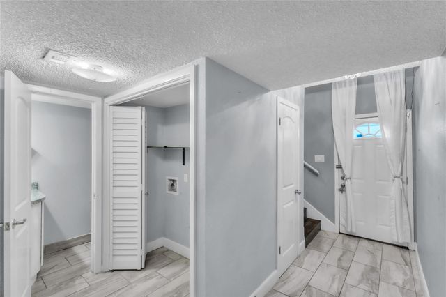 7044 S Dairy Ashford Road, Houston, TX 77072