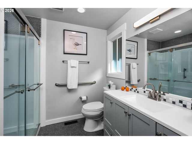 6490 Sw NEHALEM Ln, Beaverton, OR 97007