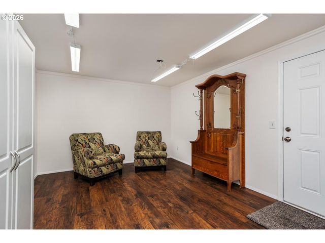 6490 Sw NEHALEM Ln, Beaverton, OR 97007