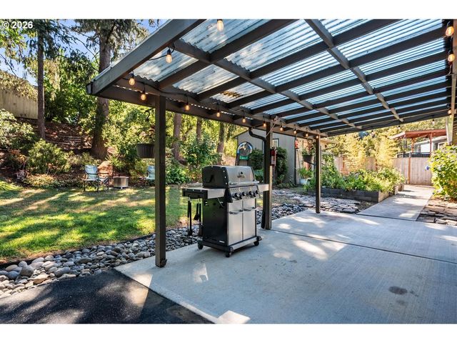 6490 Sw NEHALEM Ln, Beaverton, OR 97007