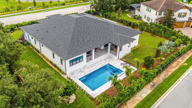 502 WINTER GARDEN VINELAND ROAD R, Winter Garden, FL 34787