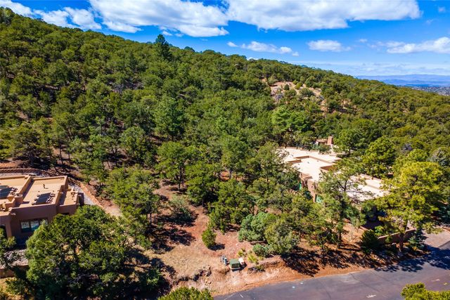 1412 Tesuque Creek Road, Santa Fe, NM 87501