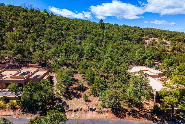 1412 Tesuque Creek Road, Santa Fe, NM 87501