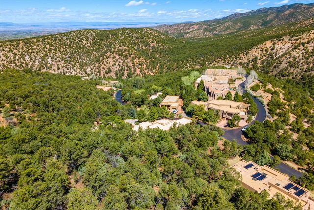 1412 Tesuque Creek Road, Santa Fe, NM 87501