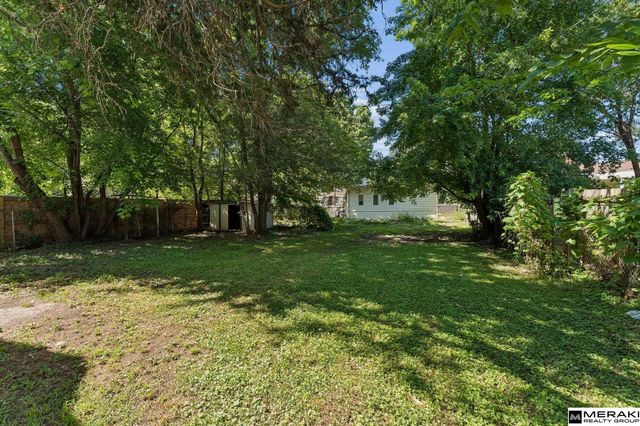 1620 Binney Street, Omaha, NE 68110
