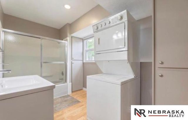 4656 Orchard Avenue, Omaha, NE 68117
