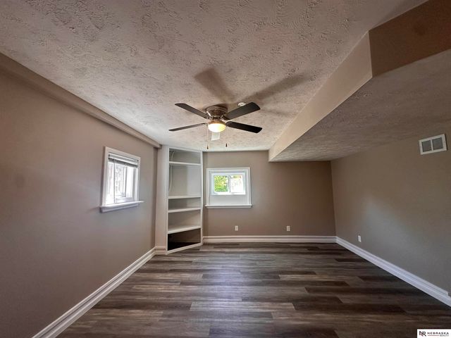 4656 Orchard Avenue, Omaha, NE 68117