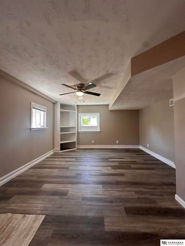 4656 Orchard Avenue, Omaha, NE 68117