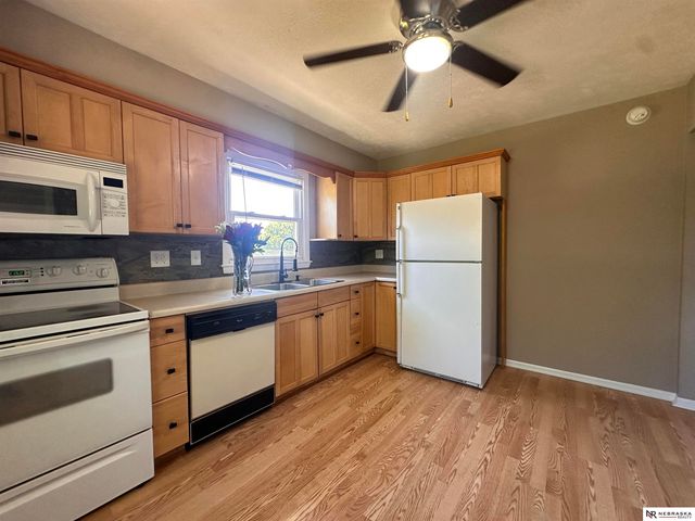 4656 Orchard Avenue, Omaha, NE 68117