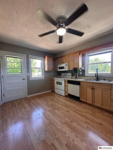 4656 Orchard Avenue, Omaha, NE 68117