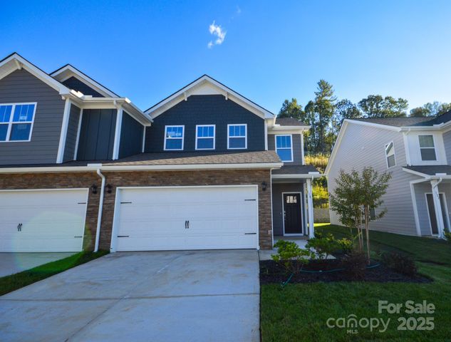 118 Sugg Trail, Weaverville, NC 28787
