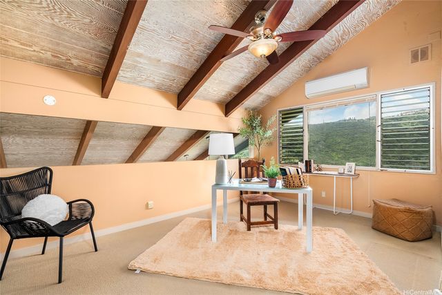 1708 Kumakani Loop, Honolulu, HI 96821