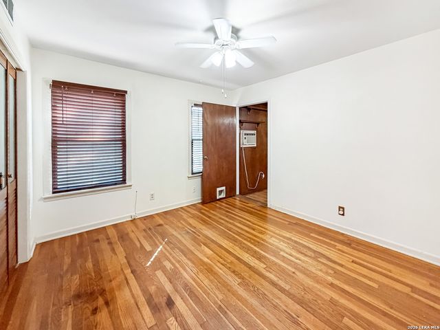 919 ELKHORN DR, San Antonio, TX 78218